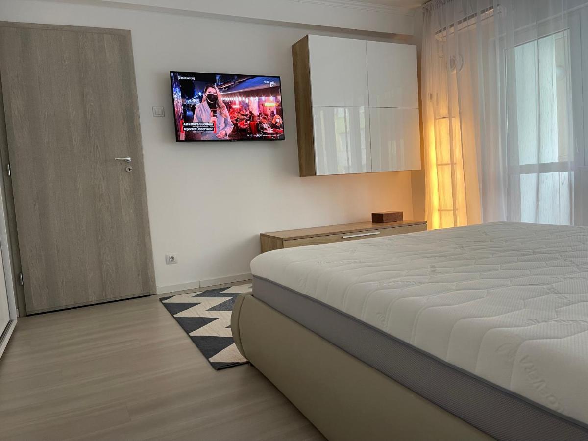 Start Apartments 2 Bukares Bagian luar foto