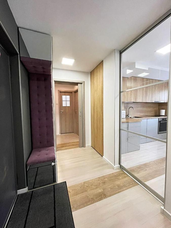 Start Apartments 2 Bukares Bagian luar foto