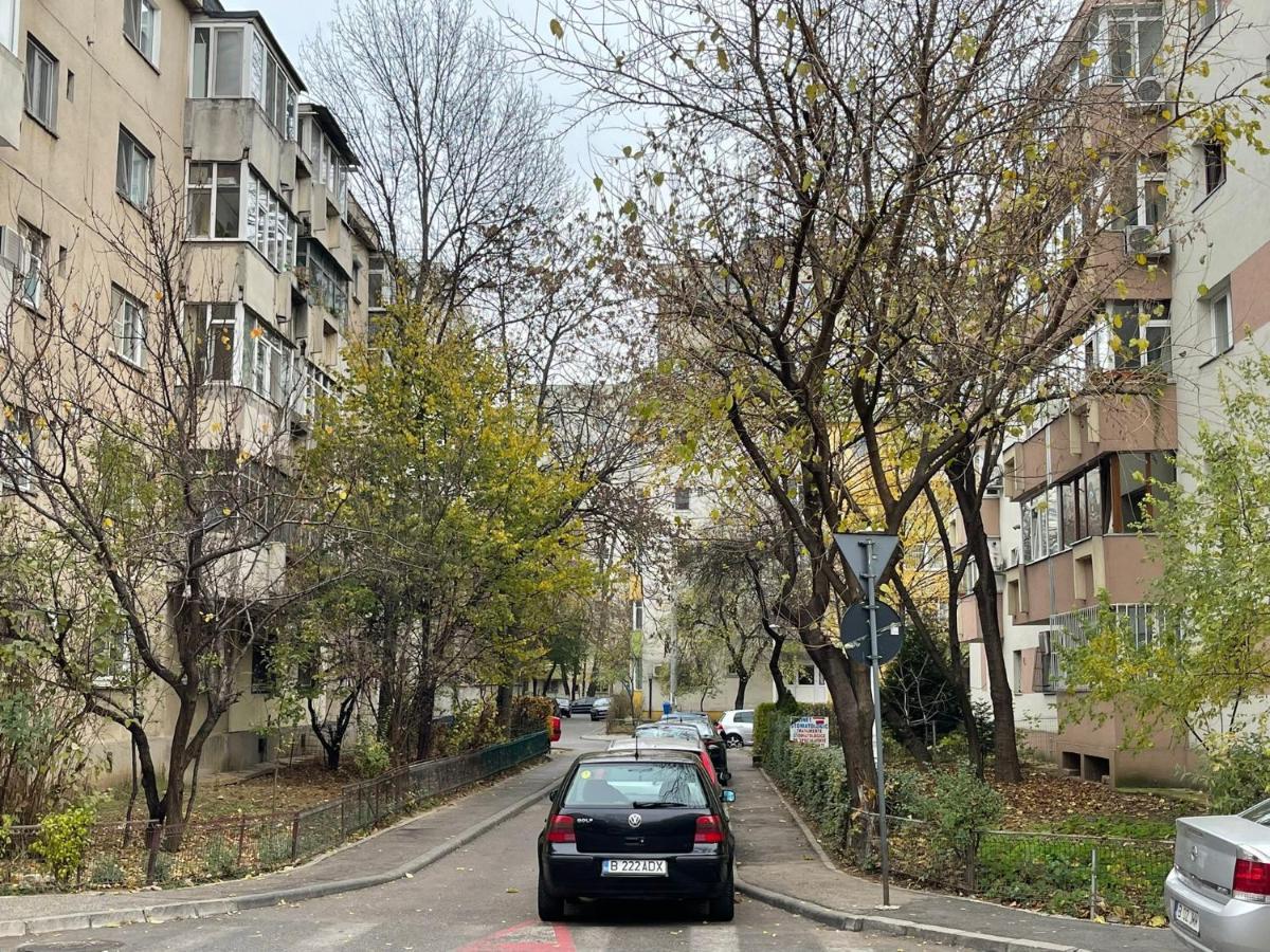 Start Apartments 2 Bukares Bagian luar foto