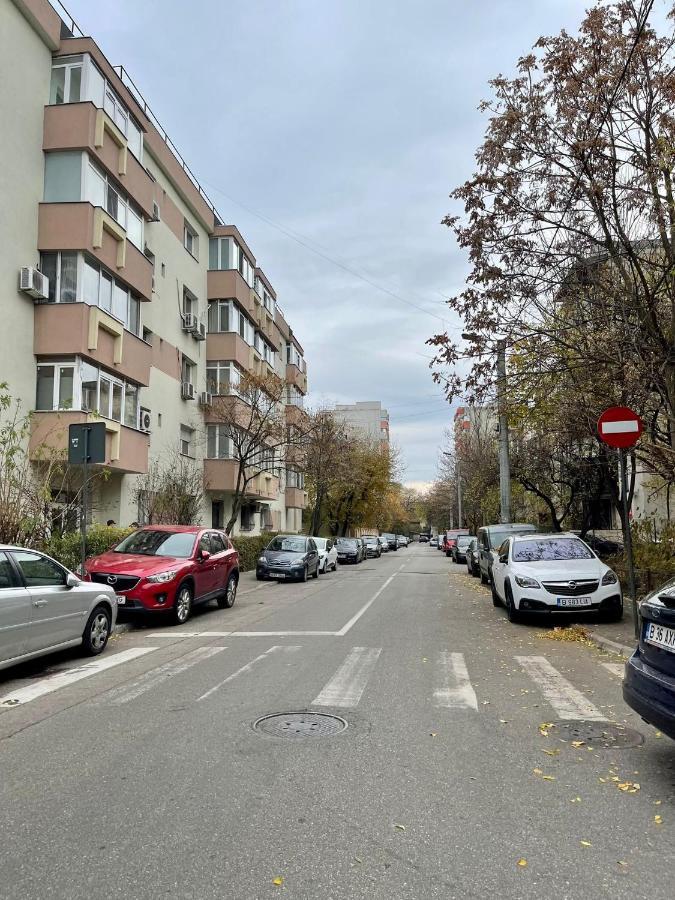 Start Apartments 2 Bukares Bagian luar foto